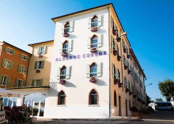 Hotel Corona Spiazzi Di Caprino photo