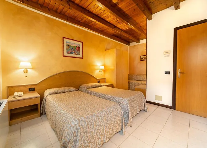Albergo Ristorante Leon D'Oro Este photo