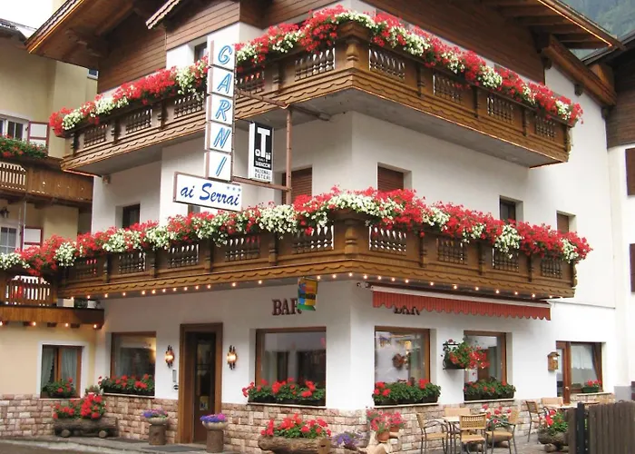 Hotel Garni Ai Serrai Rocca Pietore photo