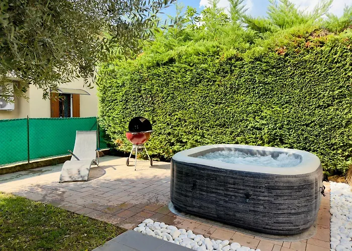 Casa Di Bianca Con Jacuzzi Privata Riscaldata Pedemonte photo