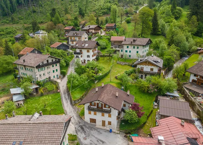 fotos do La Casa Di Elvira-Mansarda Apartamento Alleghe