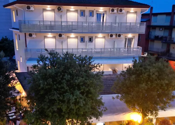 Hotel Berna Eraclea Mare photo