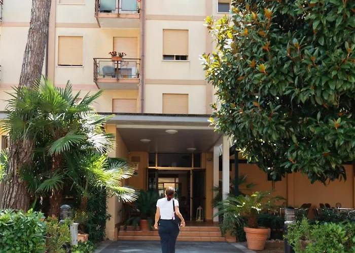 صورة Hotel Aurora ايراكليا ماري