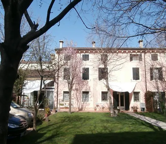 Bed And Breakfast Villa Franca Villafranca di Verona photo