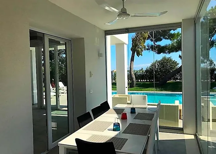 Super Villa With Private Pool In Isola Albarella Rosolina photo