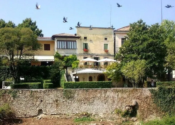 Hotel Leon D'Oro Pieve di Soligo photo
