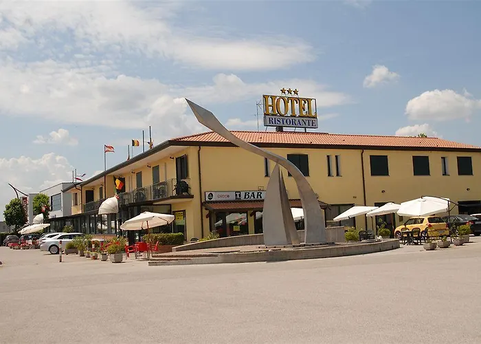 Hotel Gran Delta Di Alba-Invest Srl Rosolina photo