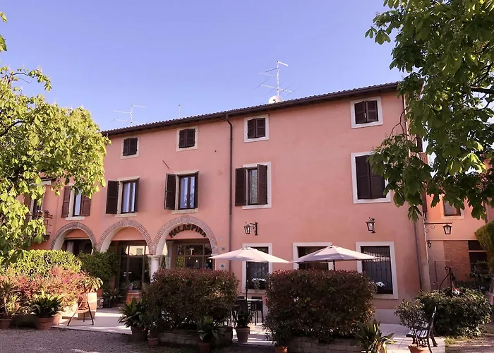 Boutique Hotel Corte Malaspina Castelnuovo del Garda photo