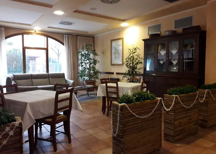 Hotel Scaligero Sommacampagna photo