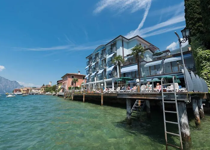 Hotel Venezia Malcesine photo